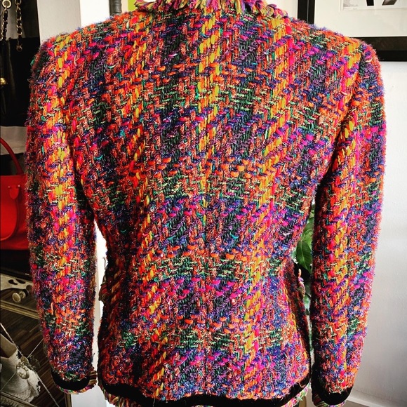 Escada Pink Tweed Suit - Picture 7 of 9